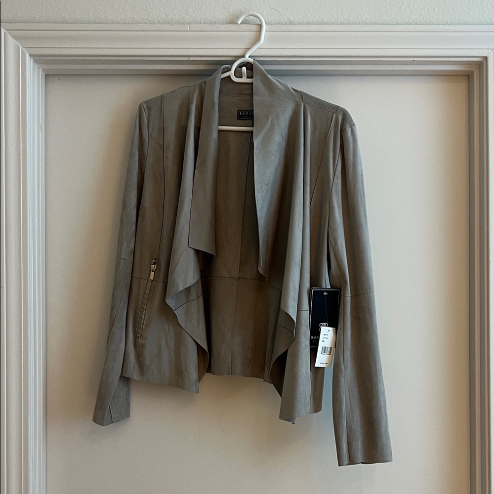NWT Bagatelle Draped Blazer in Gray Size Medium